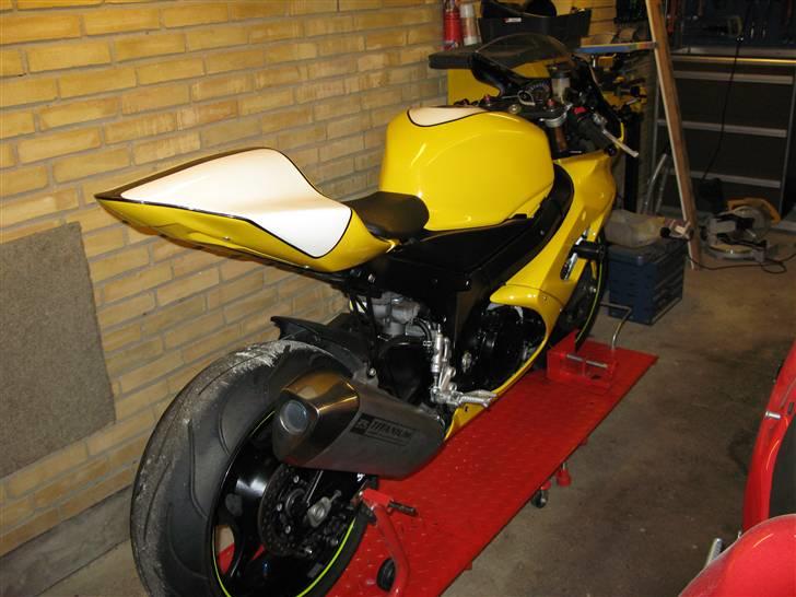 Suzuki GSXR1000 K5 Baneged (EX MC) billede 5