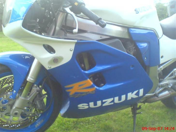 Suzuki GSX 1100 R | SOLGT billede 5