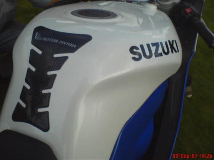 Suzuki GSX 1100 R | SOLGT billede 12