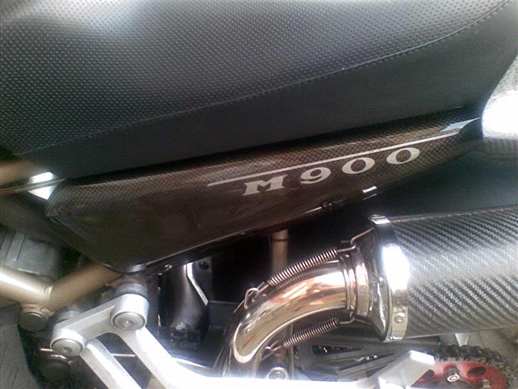 Ducati 900 Monster - (Solgt!) - Ny-lakeret Sædeskal og Sidedæksler i Carbon... billede 5