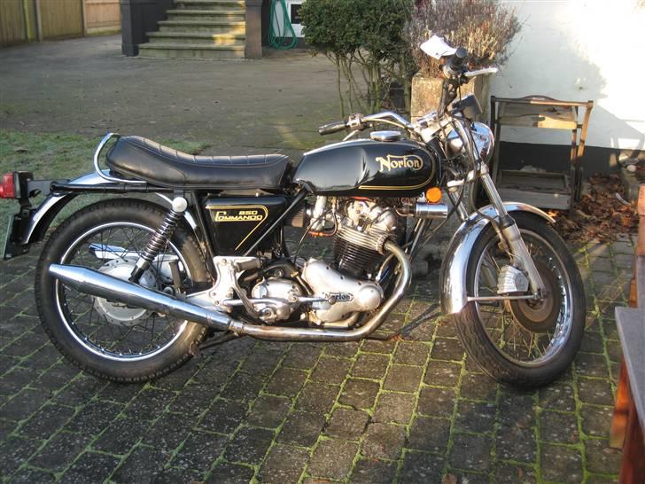 Norton 850 Roadster billede 4