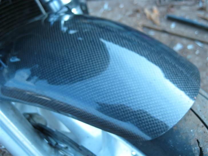 Honda CB-1 "Mk II" - Kulfiber forskærm billede 6