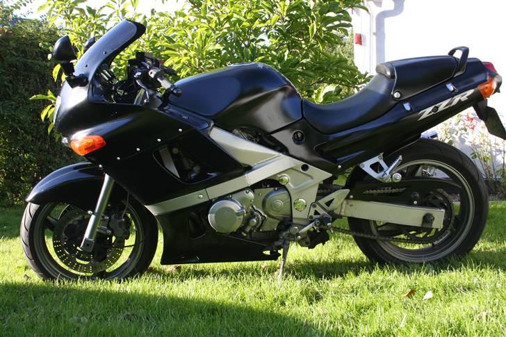 Kawasaki ZZR 600 billede 1