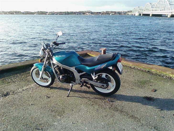 Suzuki GS500E (Solgt) billede 9