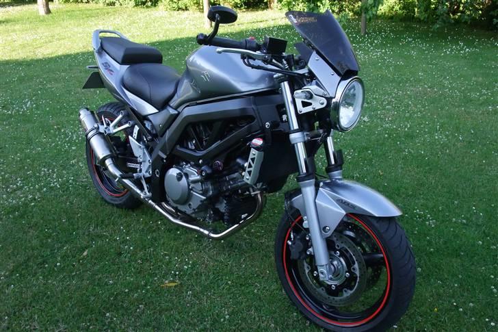 Suzuki SV650AK7   SOLGT - Således ser den ud idag... billede 1