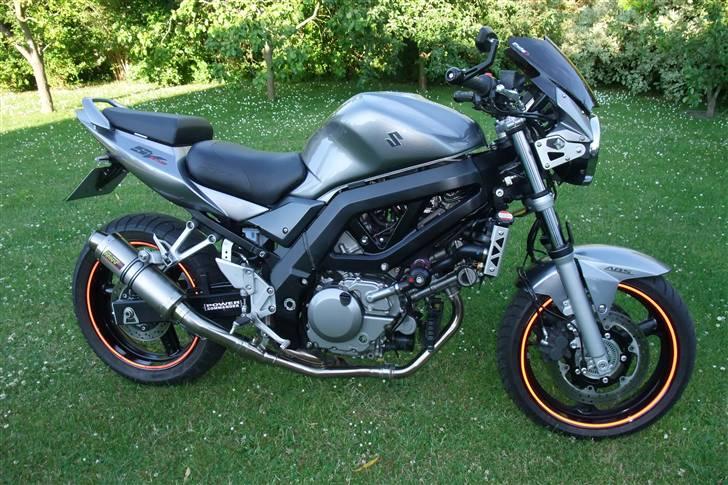 Suzuki SV650AK7   SOLGT - Ja så er den næsten som dén skal være.... billede 3