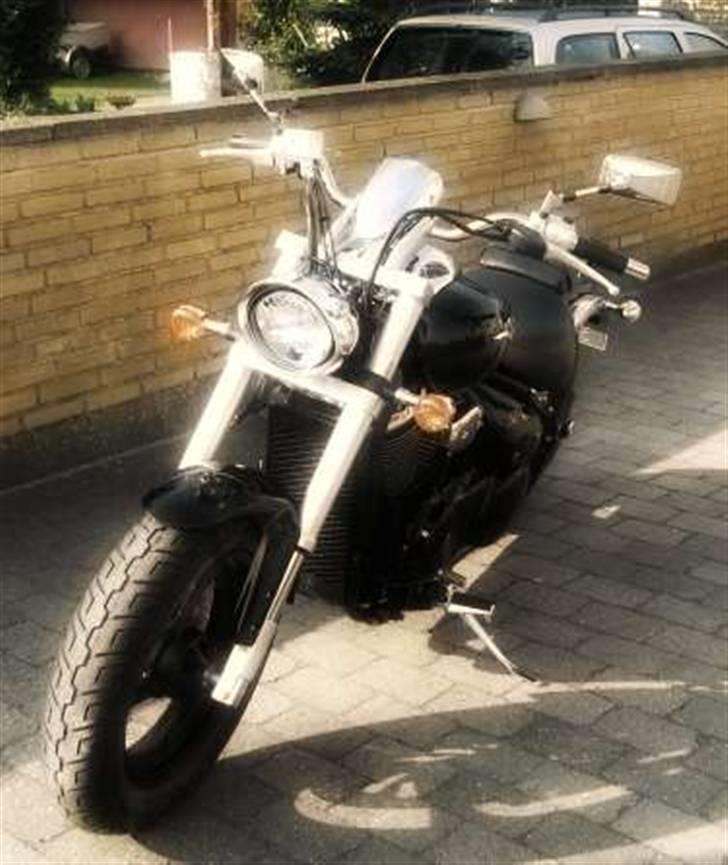 Suzuki Intruder VZ800K7 billede 3