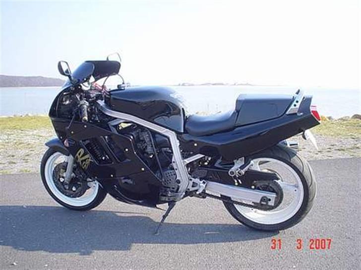 Suzuki gsxr 750 med R1 RØV(SOLGT - sådan såden ud effter makeover NR 2 billede 12