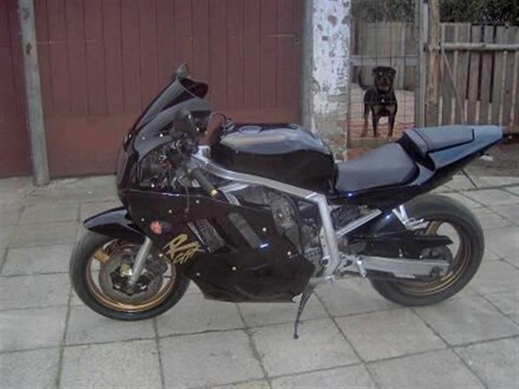 Suzuki gsxr 750 med R1 RØV(SOLGT billede 14