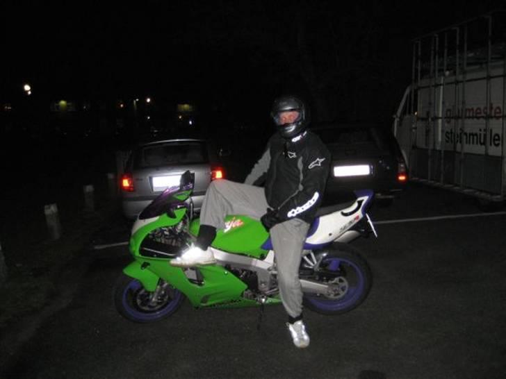 Kawasaki ZX7R ( Solgt ) billede 20