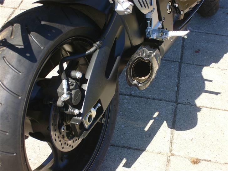 Suzuki GSX-R 750 K7  billede 6