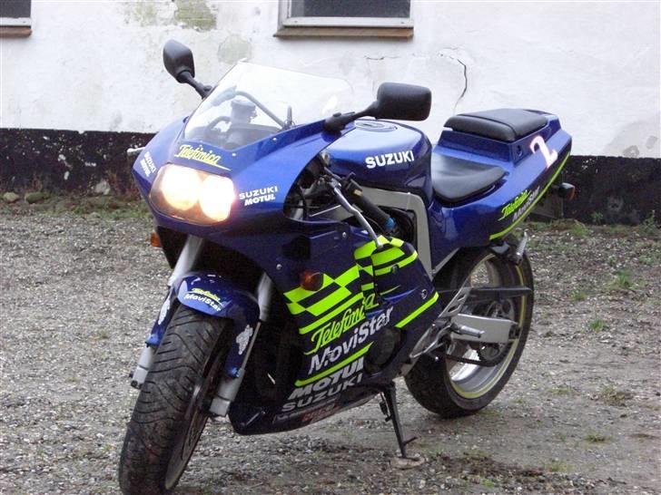 Suzuki GSXR 400R gk76a(SOLGT) billede 2