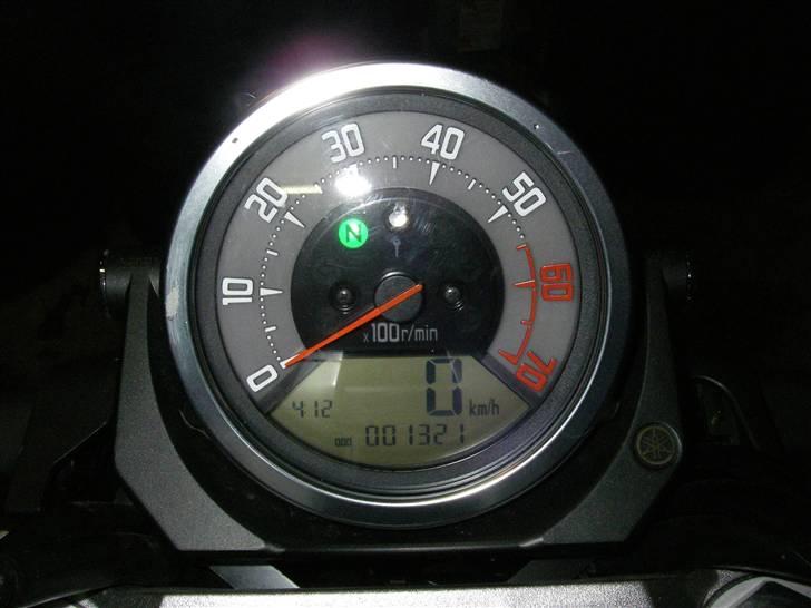 Yamaha MT-01 - Som at se på et Cartier-ur. billede 5