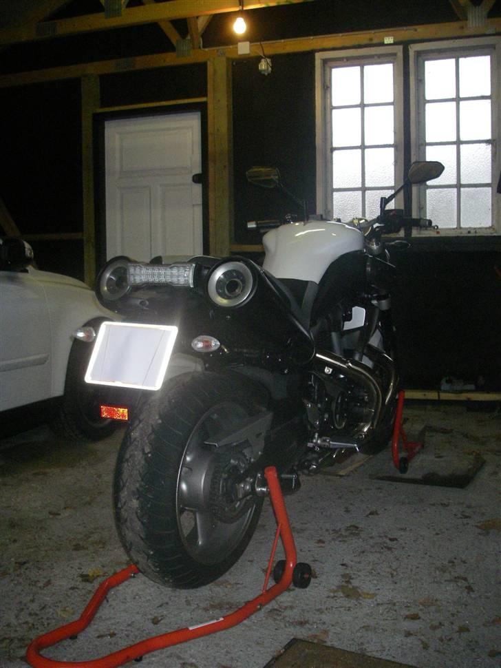 Yamaha MT-01 - Der skulle have været lyd på billedet!!!!   billede 7