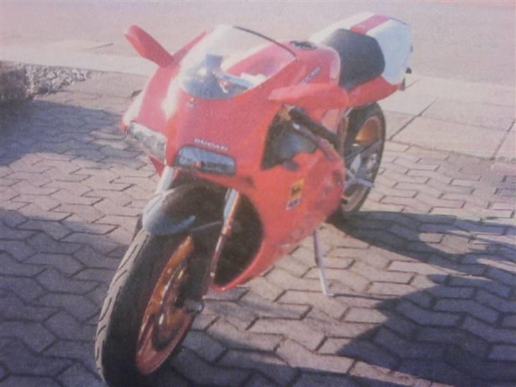 Ducati 916 SP3 nr. 451 - Meget dårligt billedkvalitet, men synes nu det sku med alligevel.. Der kommer selvfølgelig nye og bedre billeder til foråret!!! billede 10