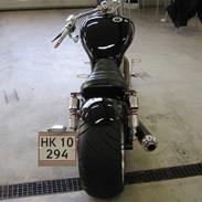 Suzuki Intruder
