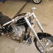 Suzuki Intruder