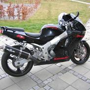 Kawasaki zx6r Solgt