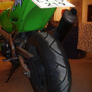 Kawasaki zx9r