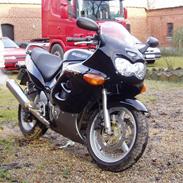 Suzuki gsx 750 f