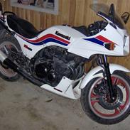 Kawasaki GPz 750 solgt