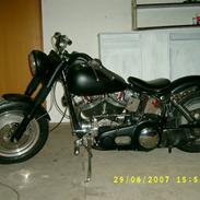 Harley Davidson FLH 