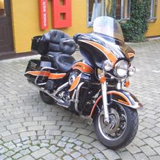 Harley Davidson FLHT