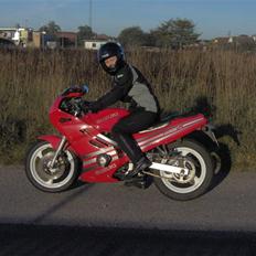 Suzuki GSX-R 250 *solgt*