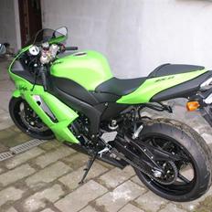 Kawasaki ZX-6R Ninja - 07 - SOLGT