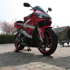 Yamaha R1 solgt