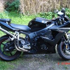 Yamaha YZF-R6 S