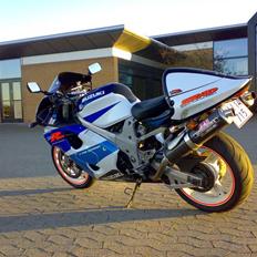 Suzuki TL1000R