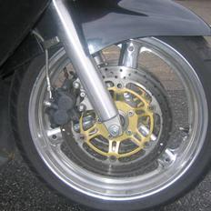 Suzuki gsx 750f  *SOLGT*