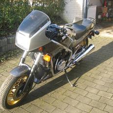 Honda VF 750 F (Solgt)
