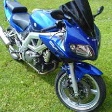 Suzuki SV650S 2004 - *SOLGT*