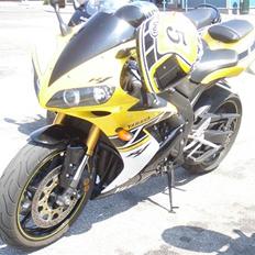 Yamaha R1 SE