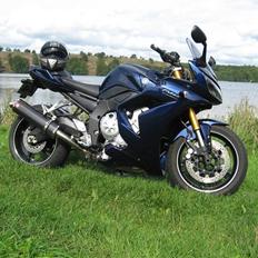 Yamaha FZ1-s