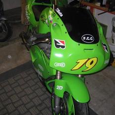 Kawasaki zxr 750++solgt++
