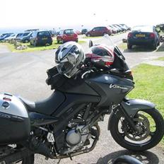 Suzuki V-Strom DL650 AK7