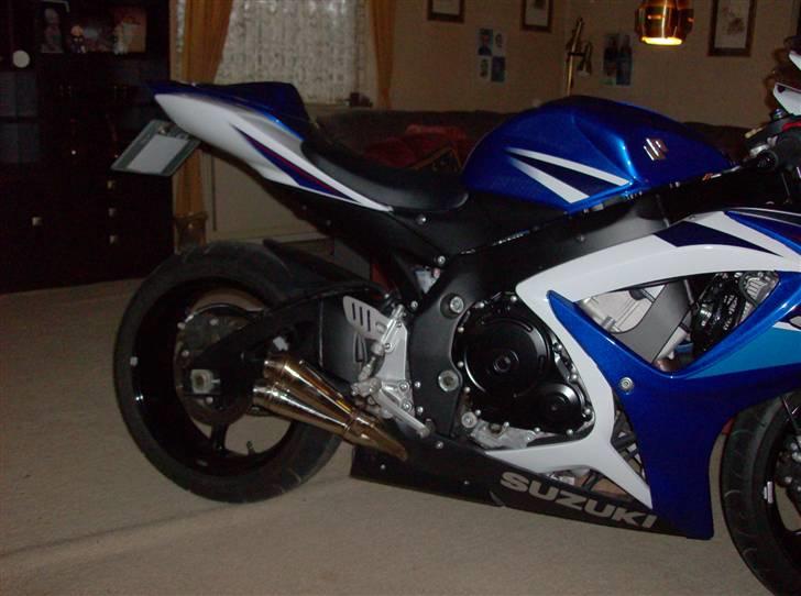 Suzuki GSX-R750  billede 9