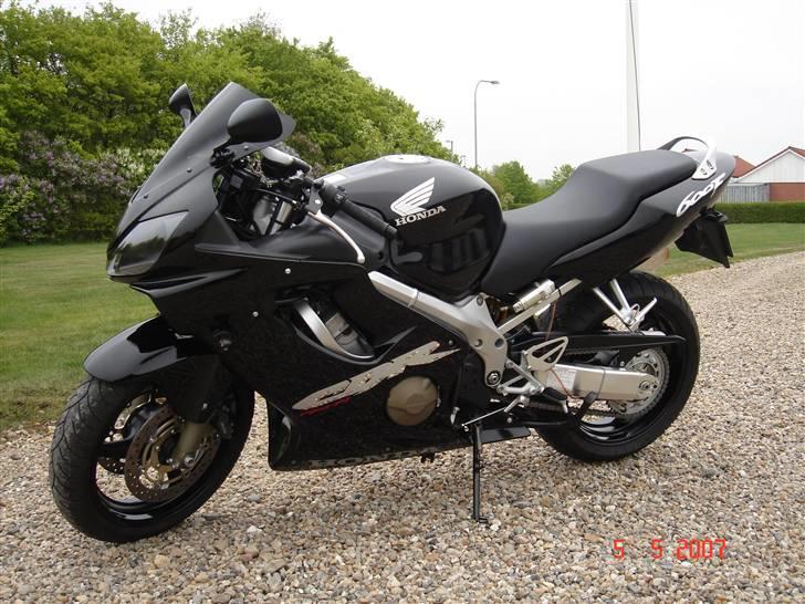 Honda CBR600F4i  billede 1