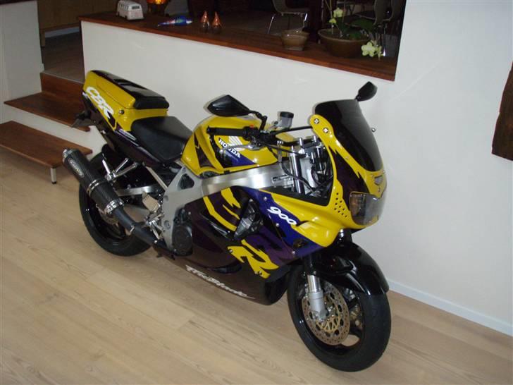 Honda CBR 900,  **SOLGT** billede 13