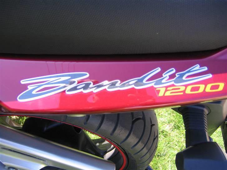 Suzuki GSF 1200 bandit "SOLGT" - 1200 ccm. store muskler. billede 12