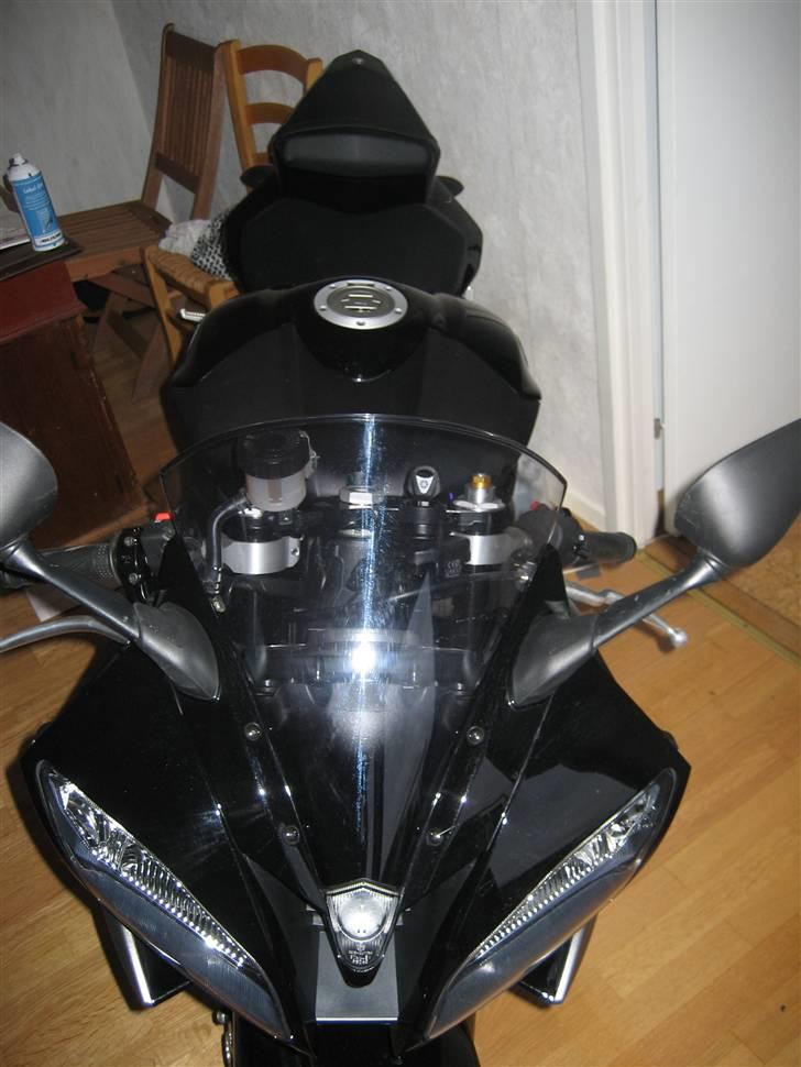 Yamaha yzf r6 billede 5