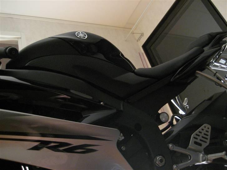 Yamaha yzf r6 billede 7