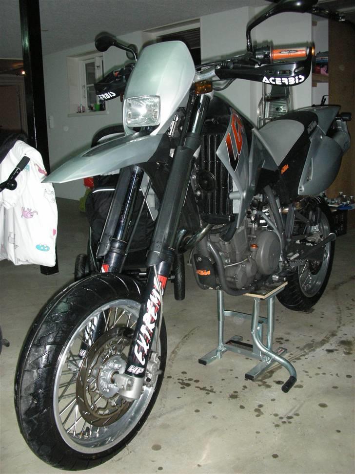 KTM EGS / 640 LC4 SM SOLGT billede 2