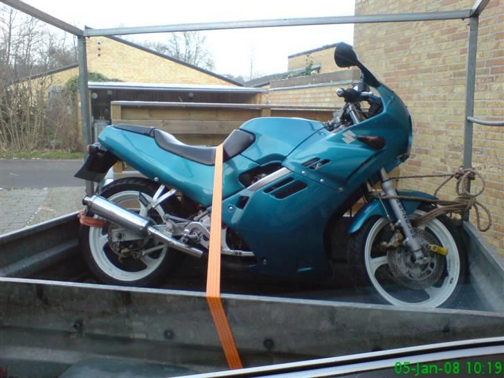 Suzuki gsx-r - så kom man endelig hjem med den :-) billede 2
