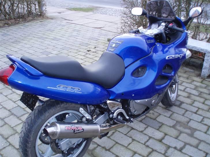 Suzuki gsx 600 f (SOLGT) billede 1