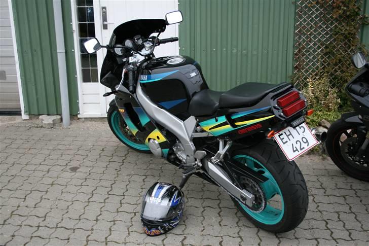 Yamaha FZR 600R [SOLGT] billede 2