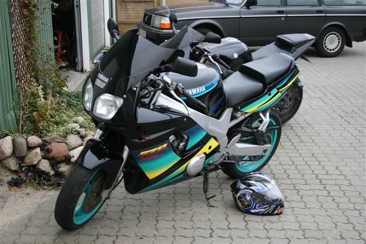 Yamaha FZR 600R [SOLGT] billede 4